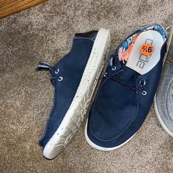 Wendy Hey Dudes - Picture 2 of 4